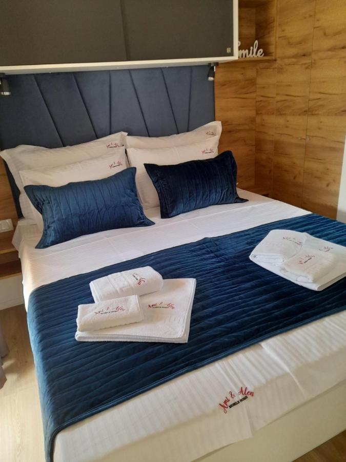 Mobile Home Ami & Alen 비오그라드나모루 외부 사진