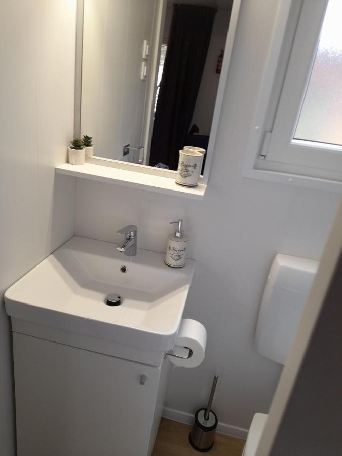 Mobile Home Ami & Alen 비오그라드나모루 외부 사진