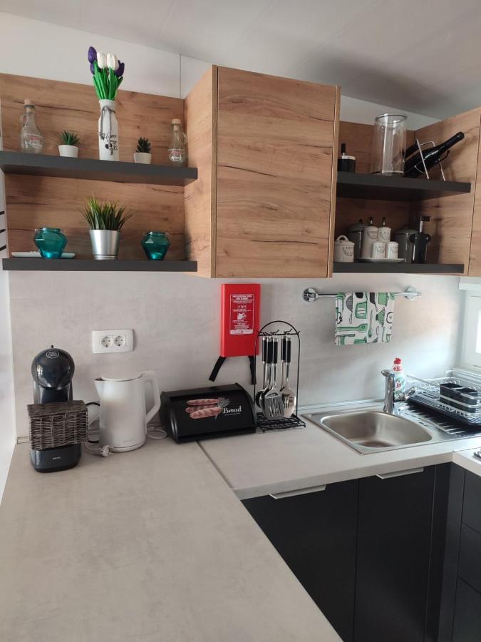 Mobile Home Ami & Alen 비오그라드나모루 외부 사진