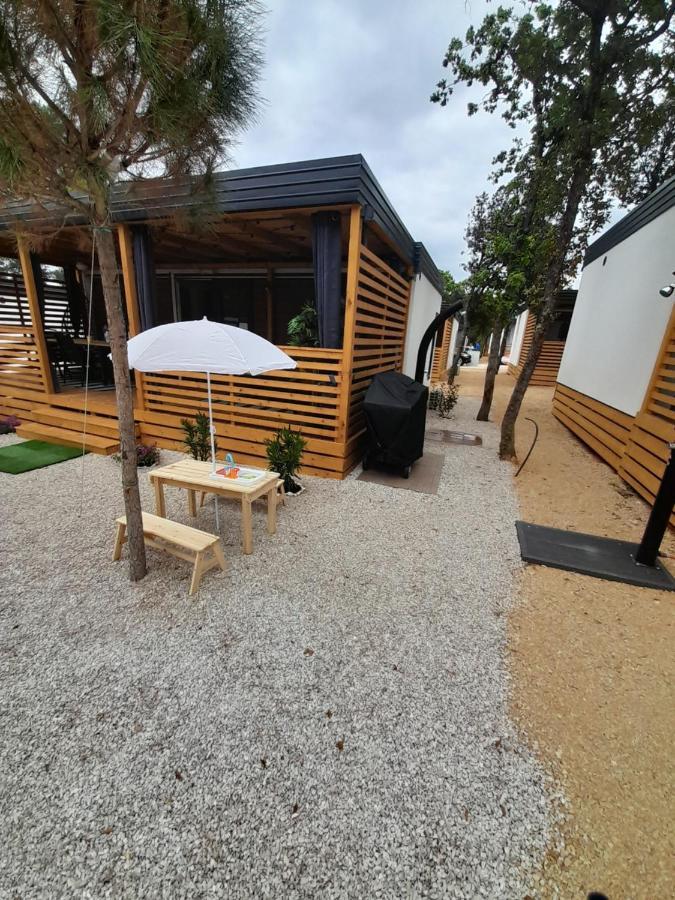 Mobile Home Ami & Alen 비오그라드나모루 외부 사진